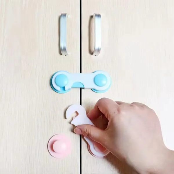2Pcs Baby Safety Lock Anti-pinch Toddler Cabinet Door Lock Drawer Straps Multi Scene Baby Security Lock Kids Plastic Door Locks Guard (2Pcs) | বেবি শিশু সেফটি লক তালা ক্যাবিনেট ডোর দরজা ড্রয়ার স্ট্র্যাপ সিকিউরিটি কিডস Specification 2